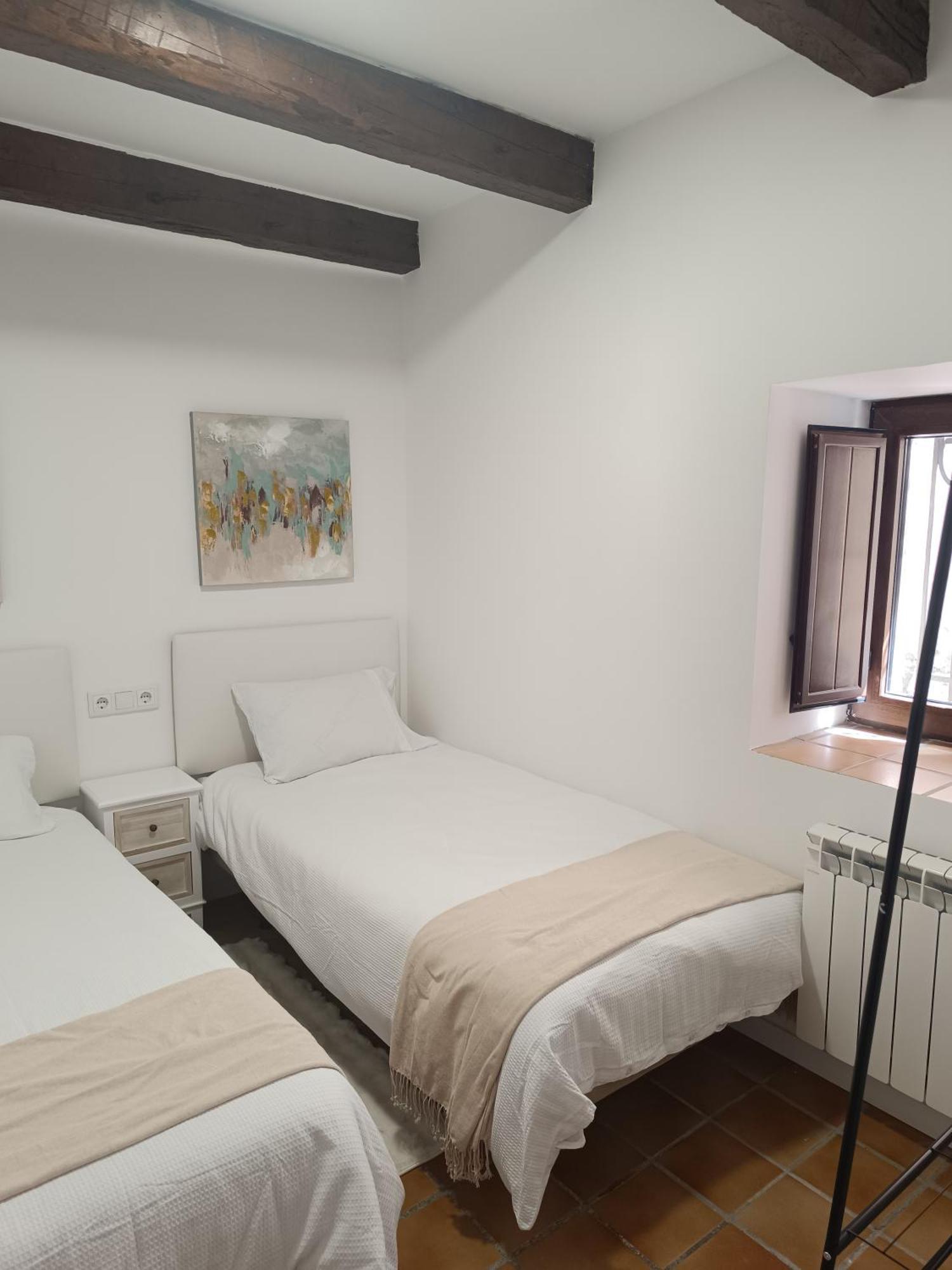 Casa De La Tia Apartment Simancas Luaran gambar